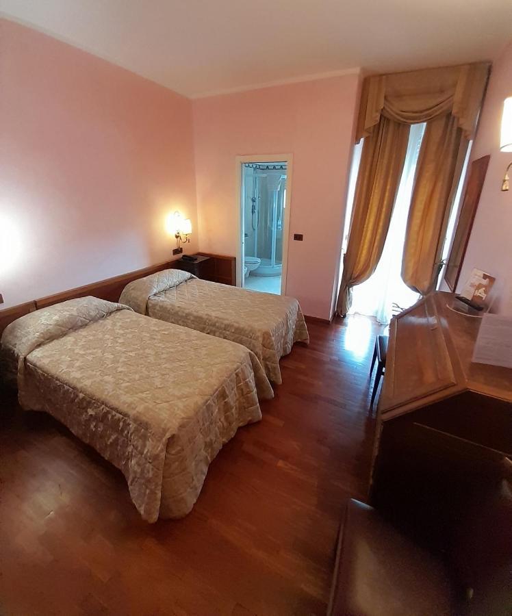 Hotel Continental Турин Экстерьер фото