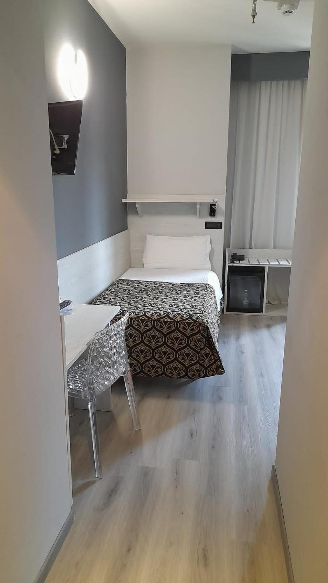Hotel Continental Турин Экстерьер фото