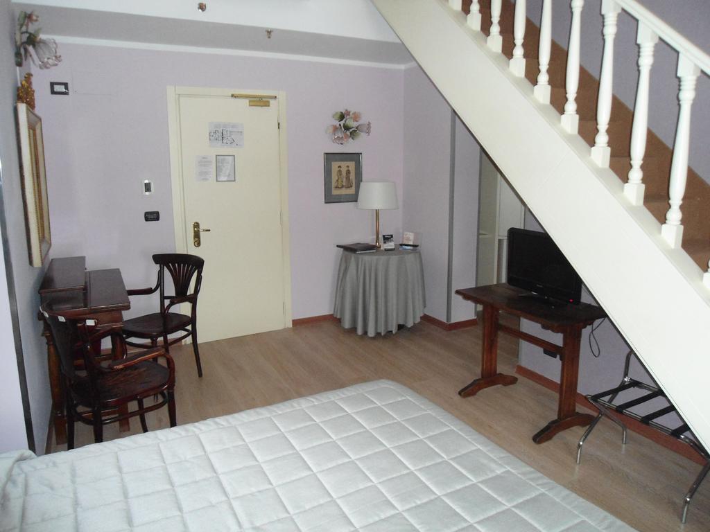 Hotel Continental Турин Экстерьер фото