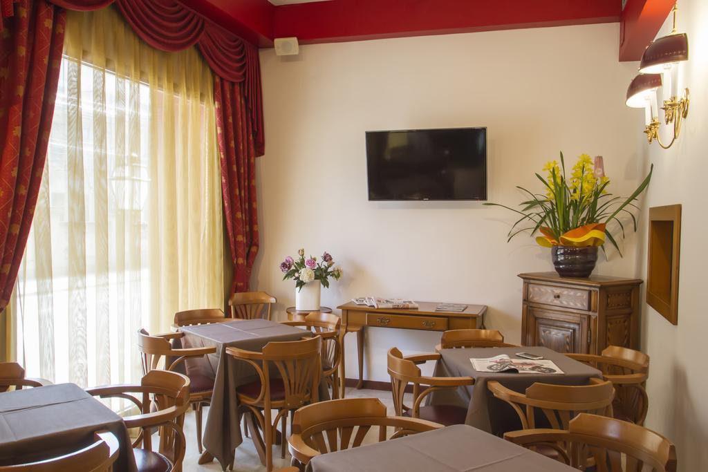 Hotel Continental Турин Экстерьер фото