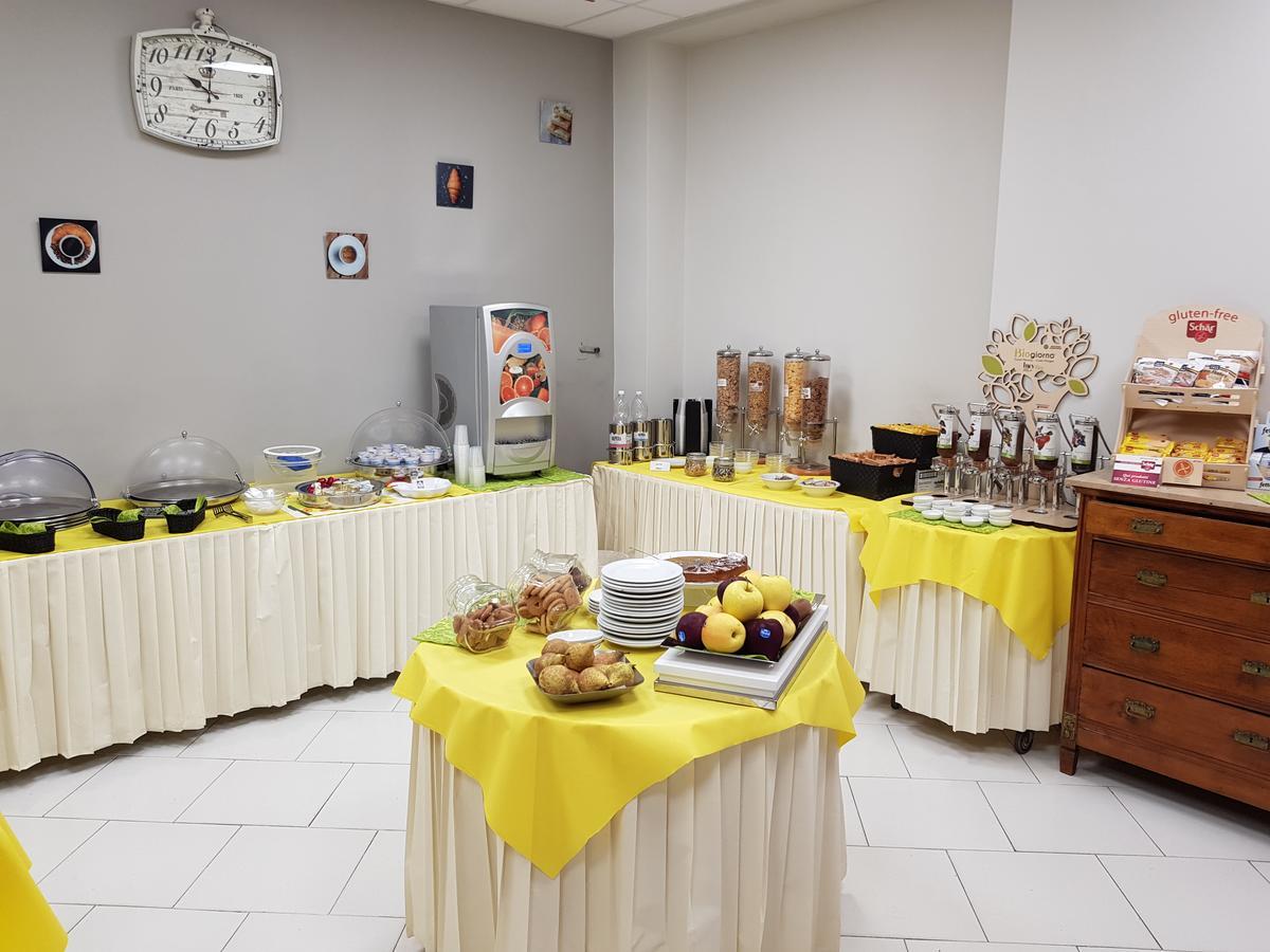 Hotel Continental Турин Экстерьер фото