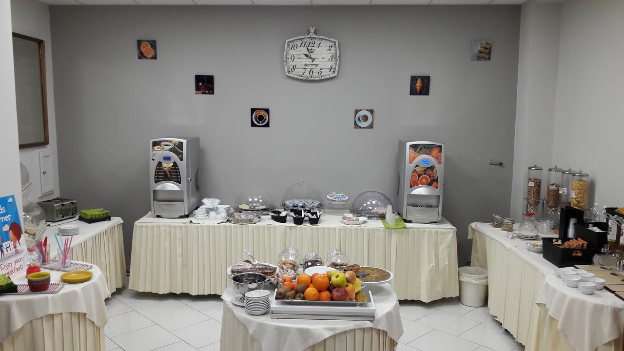 Hotel Continental Турин Экстерьер фото